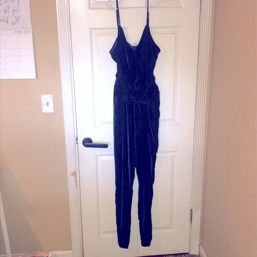GAP Velvet Cami Wrap Jumpsuit in dark night - Size XL Tall